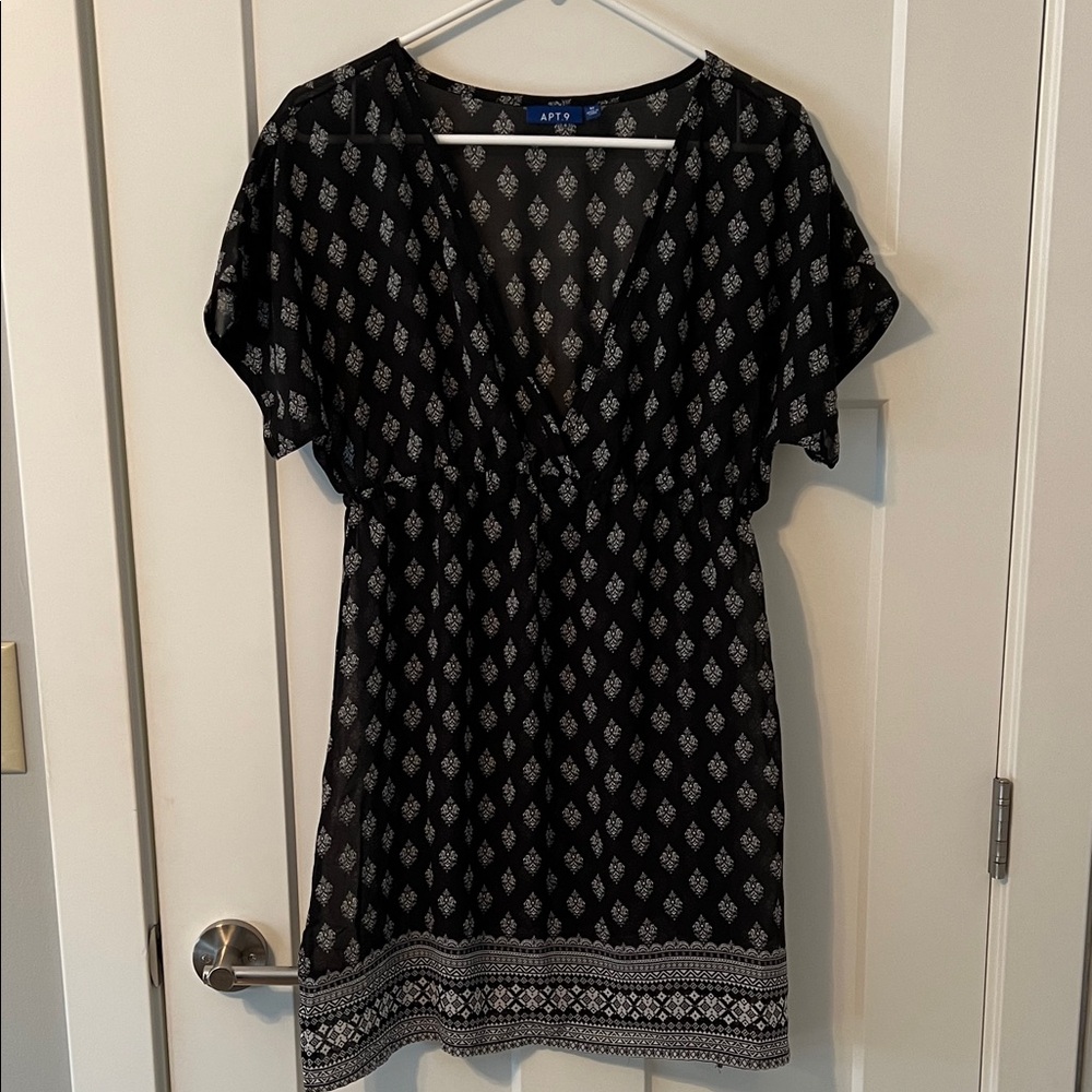 Apt. 9 Black and White Swimsuit Cover Up
